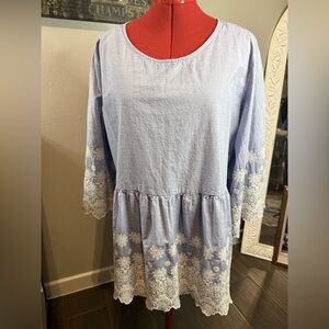 Sweet Magnolia Light-Blue Chambray w/ White Embroidered Floral Lace size XL